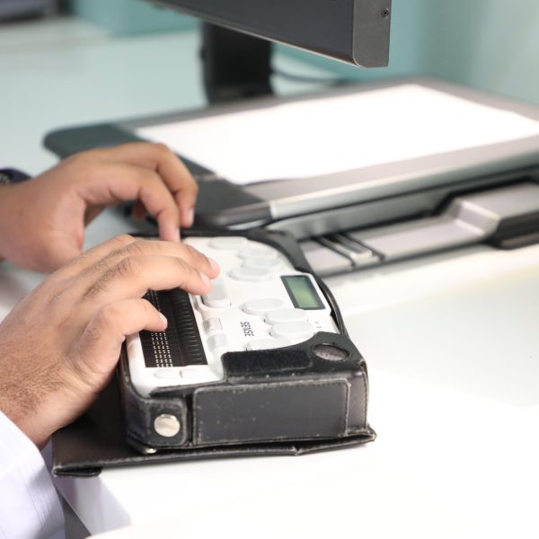 Accessible Learning Lab for Blind Students