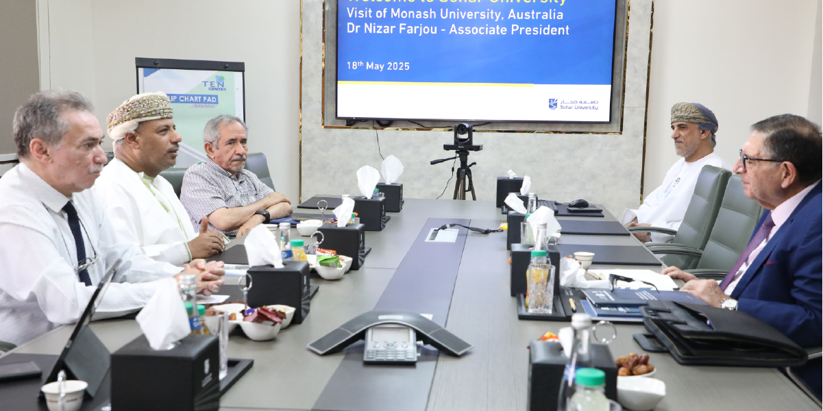 Sohar University Welcomes Delegation from Monash University