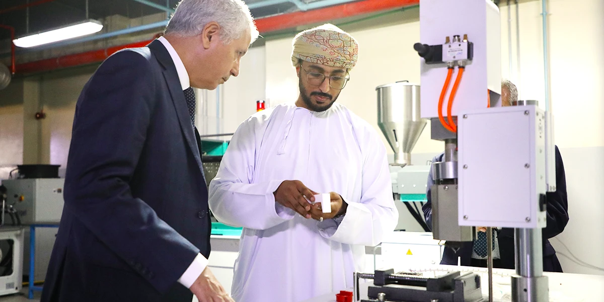 Sohar University Welcomes Algerian Ambassador